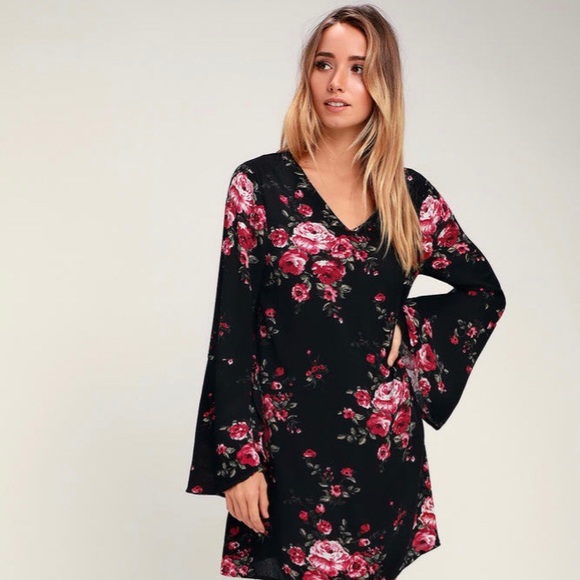 Lulus Dresses & Skirts - $32 SALE Lulu’s | Floral Dress